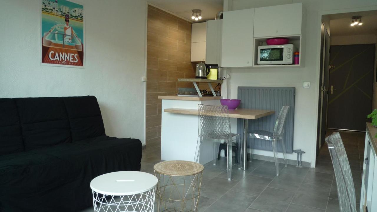 Appartementfrontdemersaintraphaelsantalucia Eksteriør bilde